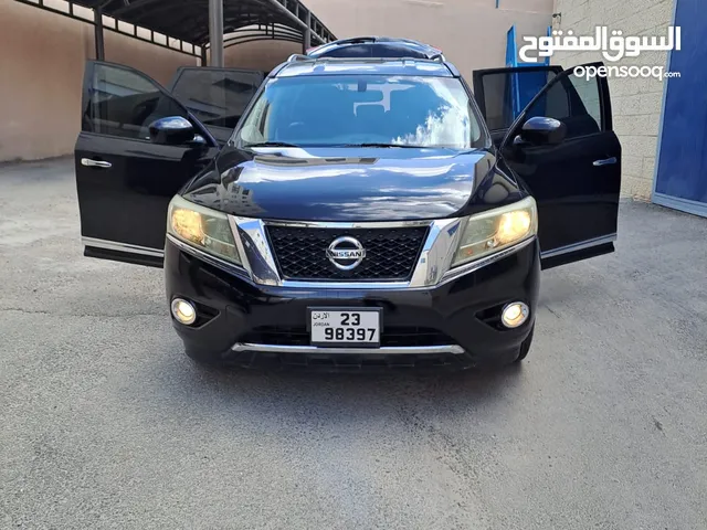 Nissan Pathfinder 2014 in Amman