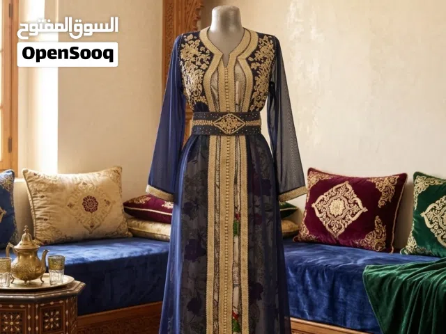 قفطان/تكشيطة مغريبي تقليدي اصيل للبيع توصيل لجميع انحاء العالم بتصميم راقي  : أزرق ملكي