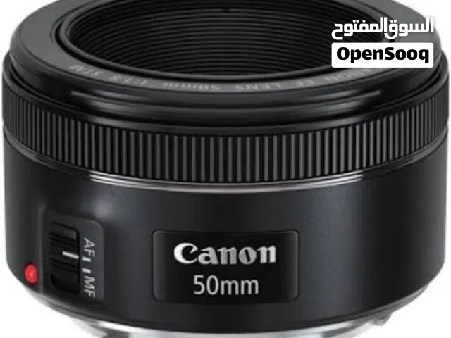 عدسة الكاميرا كانون