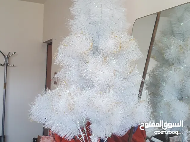 شجرة اعياد رأس السنة للبيع