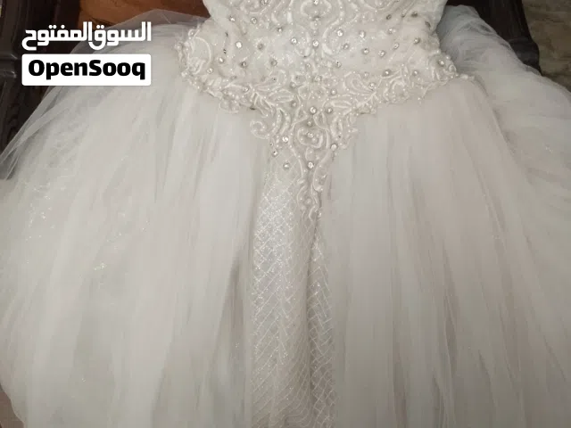 فستان زفاف