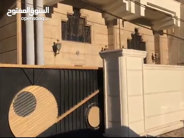 550 m2 More than 6 bedrooms Villa for Rent in Baghdad Falastin St