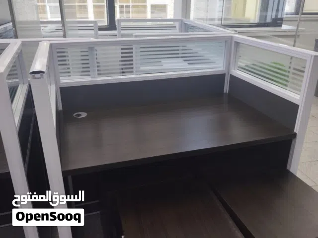 Office Workstation Table with Privacy Partition