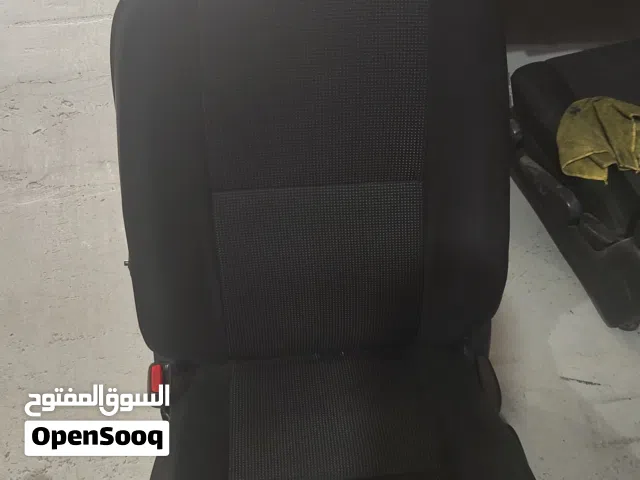 كراس fj اماميه وكاله وبحاله الوكاله  FJ front seats original and in Excellent condition
