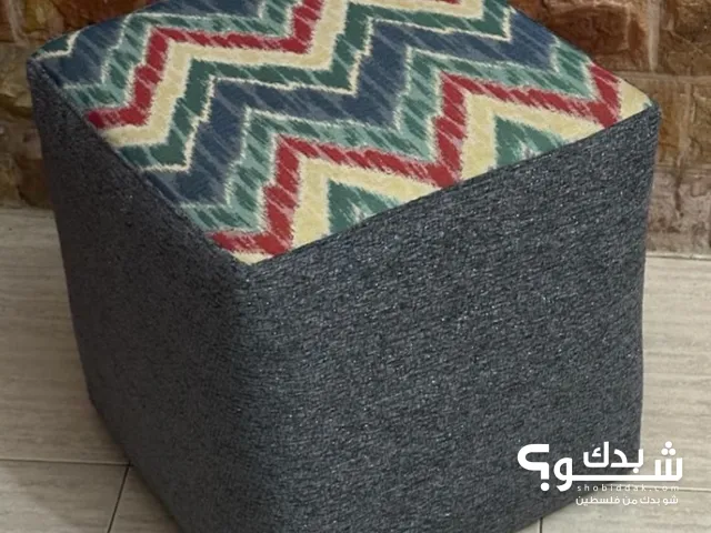كرسي بفات أنيق