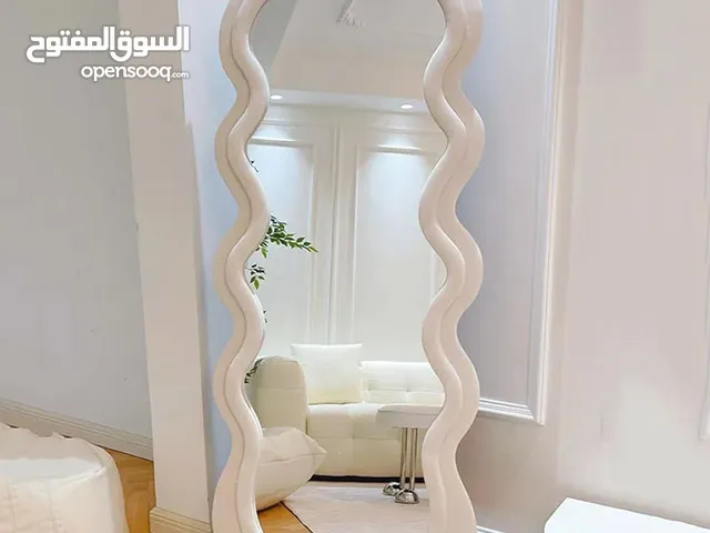 مرايا ستاند بإطار مخملي فاخر المسة فخامة تضيفينها لأناقتك اليومية وديكور منزلك