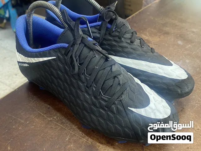 حذاء رياضي نمره 41