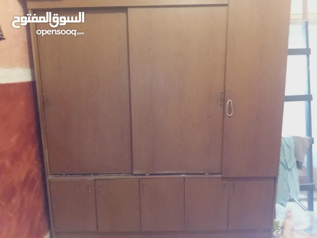 خزانة نظيفة للبيع