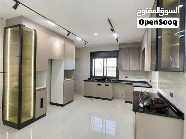 150 m2 3 Bedrooms Apartments for Rent in Irbid Petra Street