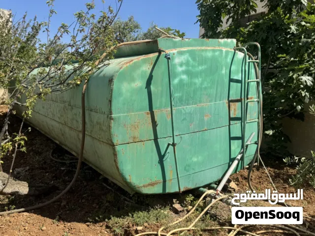 صهريج مياه للبيع