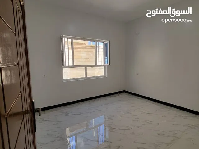255 m2 2 Bedrooms Apartments for Rent in Sana'a Bayt Baws