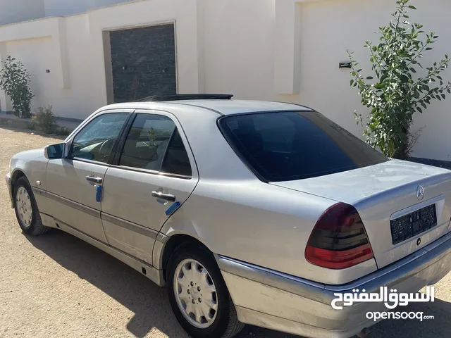 Used Mercedes Benz C-Class in Qasr Al-Akhiar