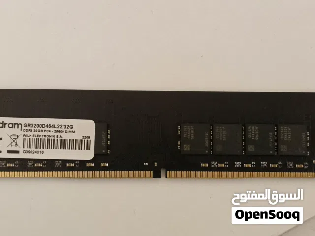 رام 32gb تردد بسرعة 3200mhz نظيف و مضمون ميه بلميه