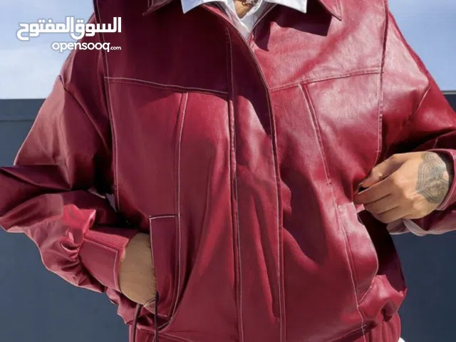 جاكيت جلد لونه خمري