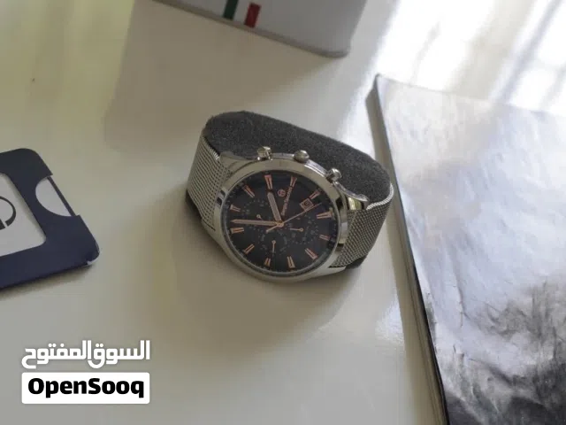 ساعة رهيبة من Sergio Tacchini بكامل المرفقات والضمان