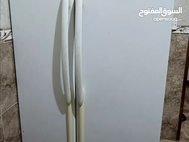 ثلاجه امريكي ميتاج للبيع استعمال شهر واحد فقط