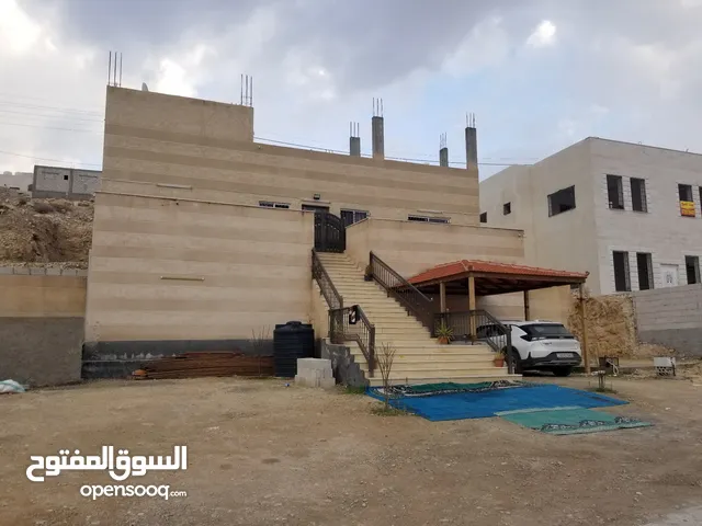 189 m2 4 Bedrooms Townhouse for Sale in Zarqa Iskan Al Batrawi