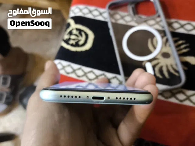 Apple iPhone 11 128 GB in Basra