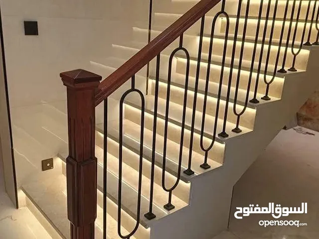 حداده بيبان وشبابيك والسقائف كيسبان  سقائف سطح جينكو بيبان قاصه امحجرات حديثه سلم الطورى حسين الحداد