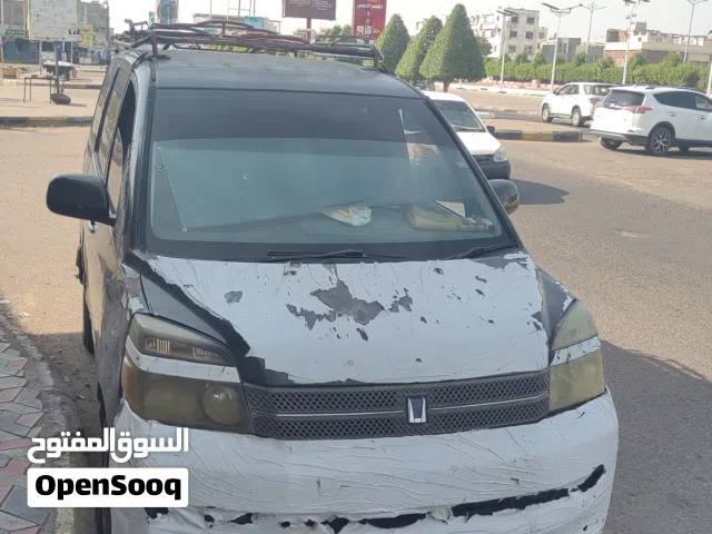 2005 تويوتا فوكسي Voxy S-Z