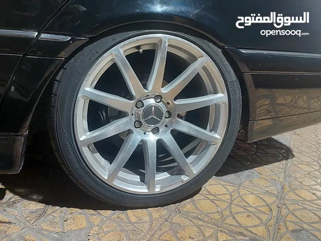 للبيع جنط سستم مقاس 18 بحالة الوكالة لا كسر ولا شعر ولا فتال كوشوك نظيف