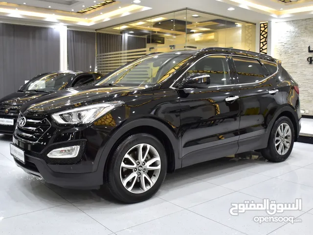 Hyundai SantaFe 4WD 3.3L ( 2014 Model ) in Black Color GCC Specs