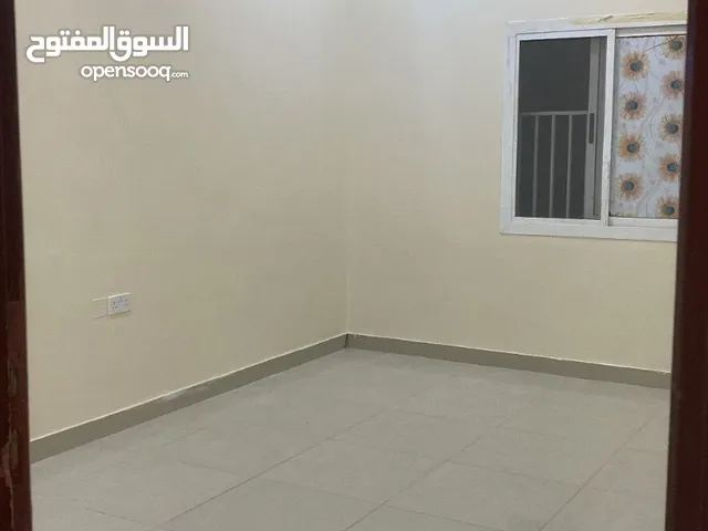 90 m2 1 Bedroom Apartments for Rent in Central Governorate Sanad