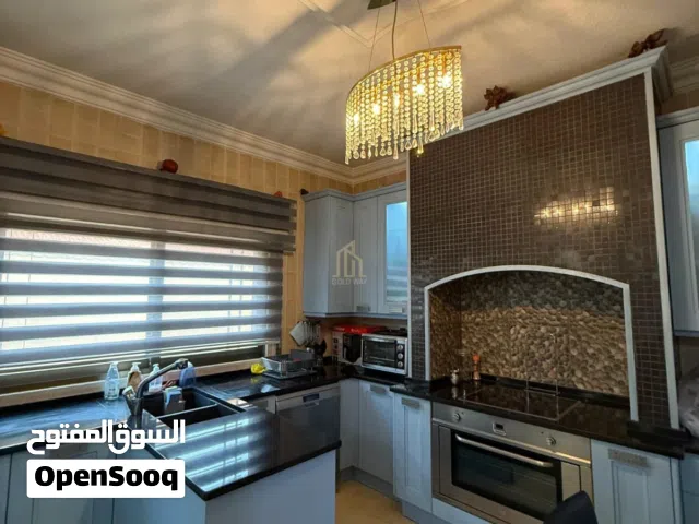 244 m2 3 Bedrooms Apartments for Sale in Amman Deir Ghbar