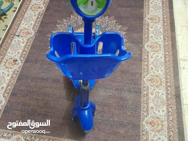 سكوتر صغير مستعمل للبيع