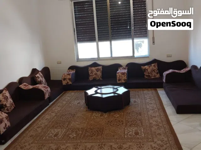 جلسه عربيه بحالة ممتازة جدا