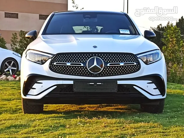 GLC 300 مرسيدس GLC 300 AMG موديل 2024