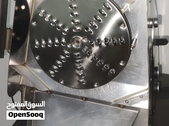مكينة مبشرة جبنة وخضروات