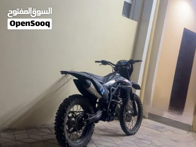 2024 هوندا Africa Twin CRF1000L