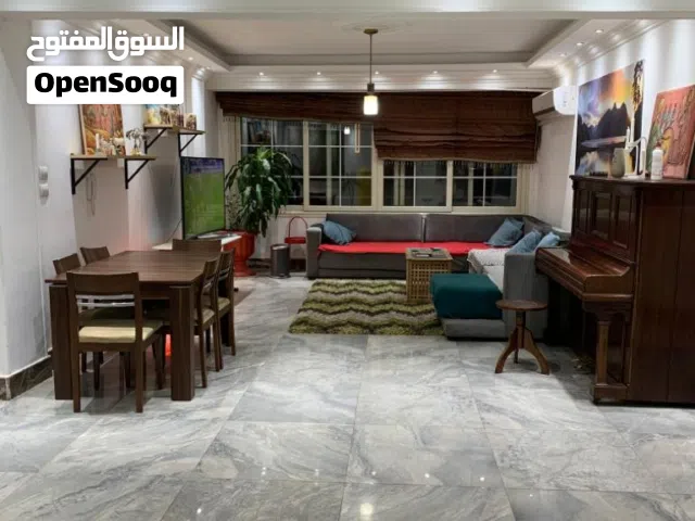 210 m2 3 Bedrooms Apartments for Sale in Cairo Zamalek