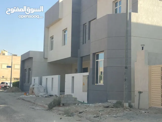 750 m2 More than 6 bedrooms Villa for Sale in Al Ahmadi Wafra residential