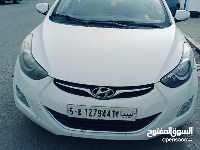 Hyundai Elantra 2013 in Tripoli