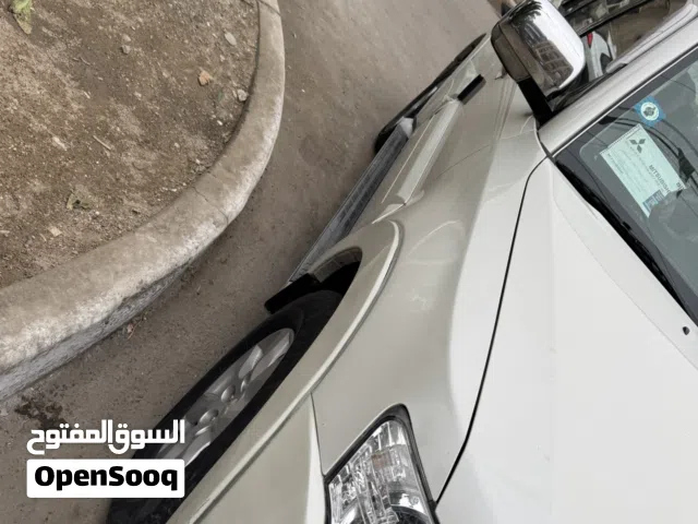 2010, ميتسوبيشي, باجيرو, GLX