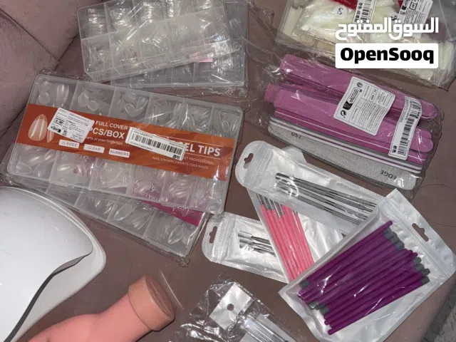 عدة أظافر احترافية للبيع شاملة كل الأدوات