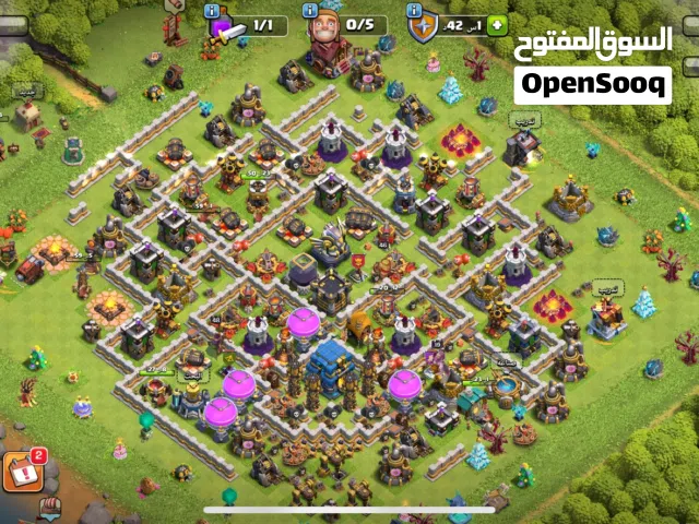 قريه كلاش أوف كلاتس تاون هول 12 تعال وسومها