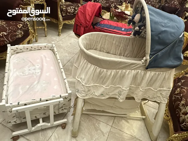 >>اغراض بيبي للبيع