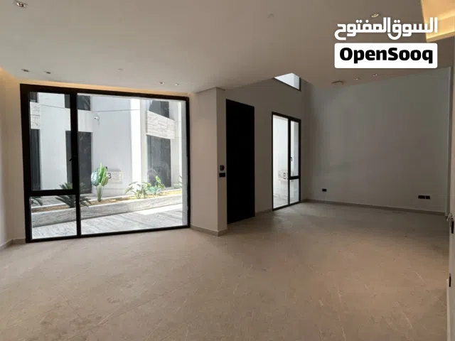 1 m2 4 Bedrooms Villa for Rent in Mubarak Al-Kabeer Messila