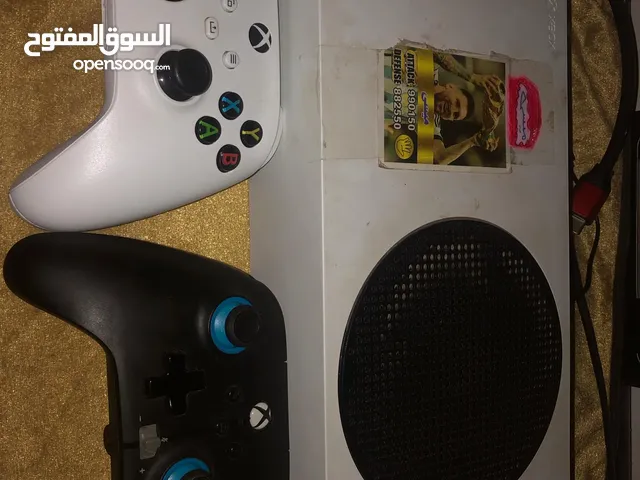 Xbox series s للبيع جهاز نضيف ربي ايبارك مش مفتوح او ميشكي من شي او امعا زوز ايدين