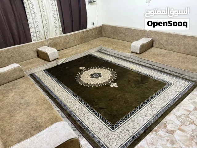 مجلس للبيع