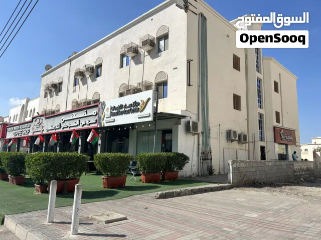 للبيع بناية سكني تجاري في قلب سوق الخوض