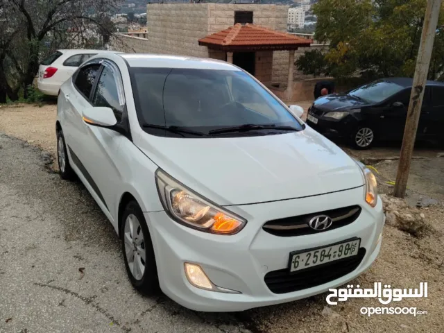 هونداي أكسنت 2015