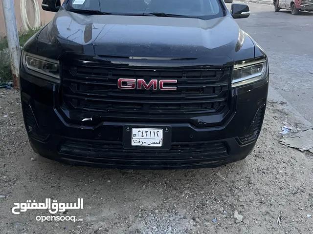جي ام سي اكاديا 2023 SLE