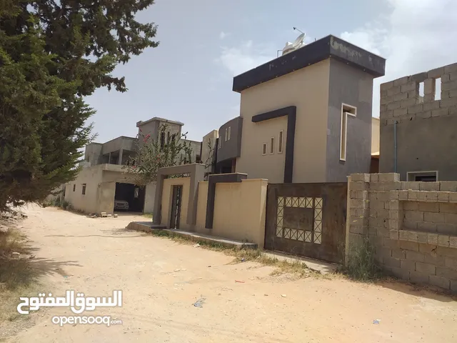 منزل واجهتين في طريق المطار الأحياء البرية