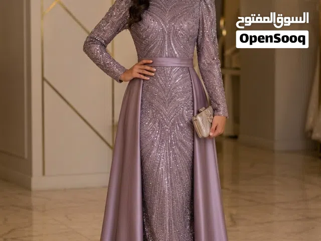 فستان سهرة من bride to be للبيع لبسة وحده - نمره 42 وبلبس 44 الموقع عمان - الوحدات