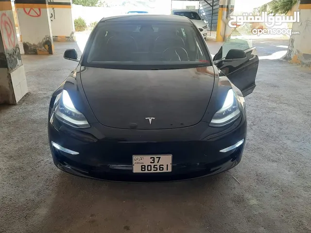 Tesla model 3 standard plus 2019Tesla model 3