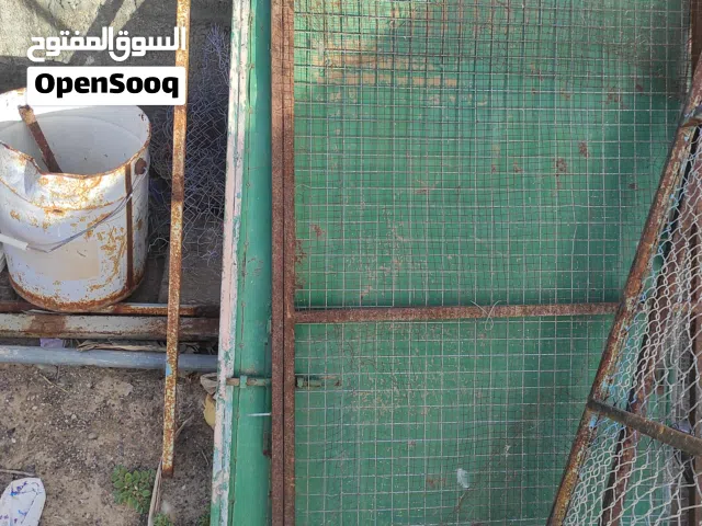 للبيع ابواب واقفاص